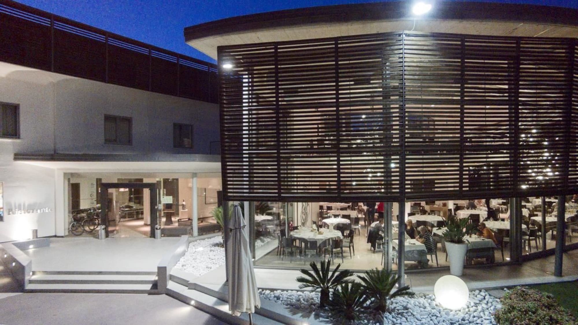 Inverigo Hotel Kültér fotó